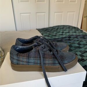 Great Flannel & Suede Blue Sneakers US9